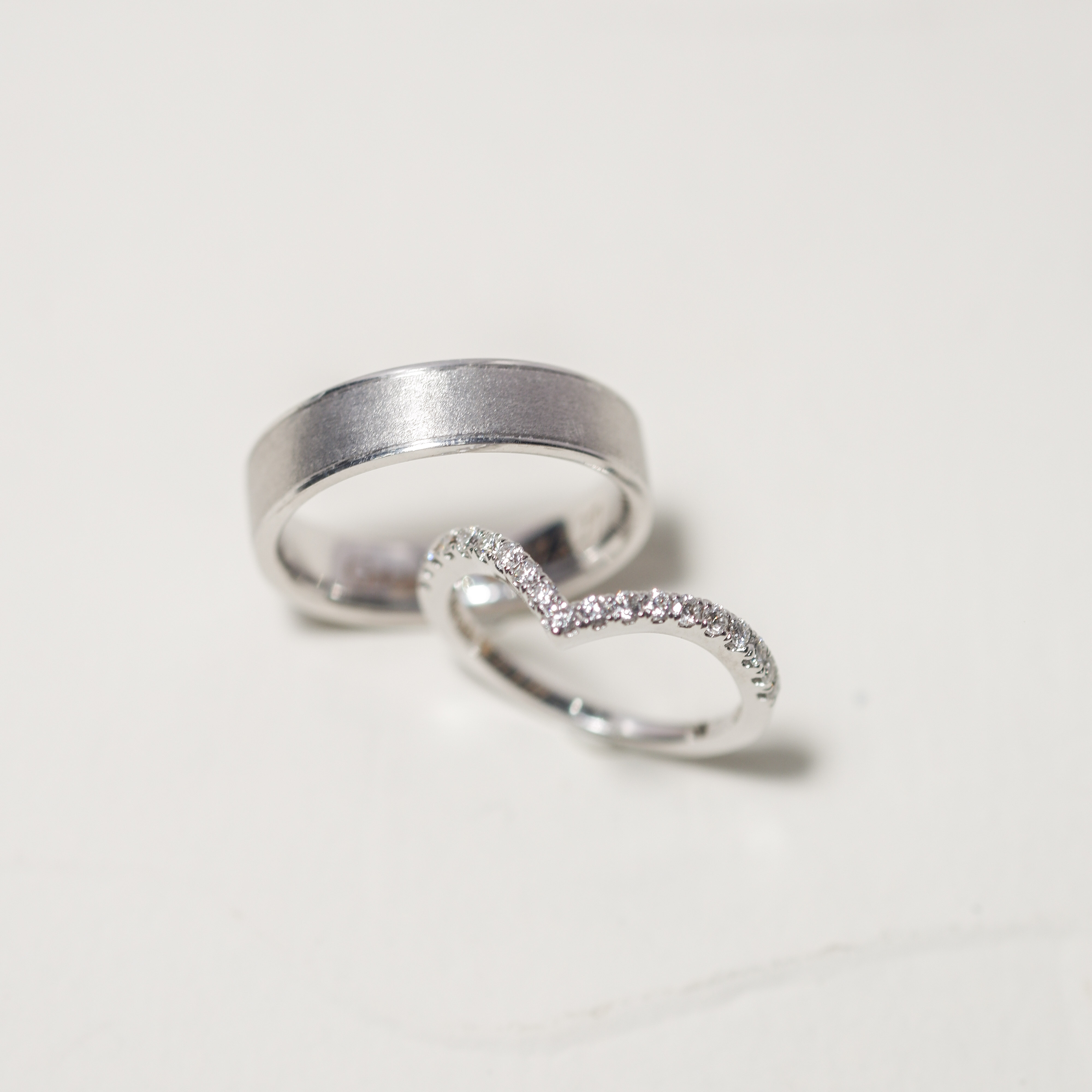 L'Infini Wedding Rings