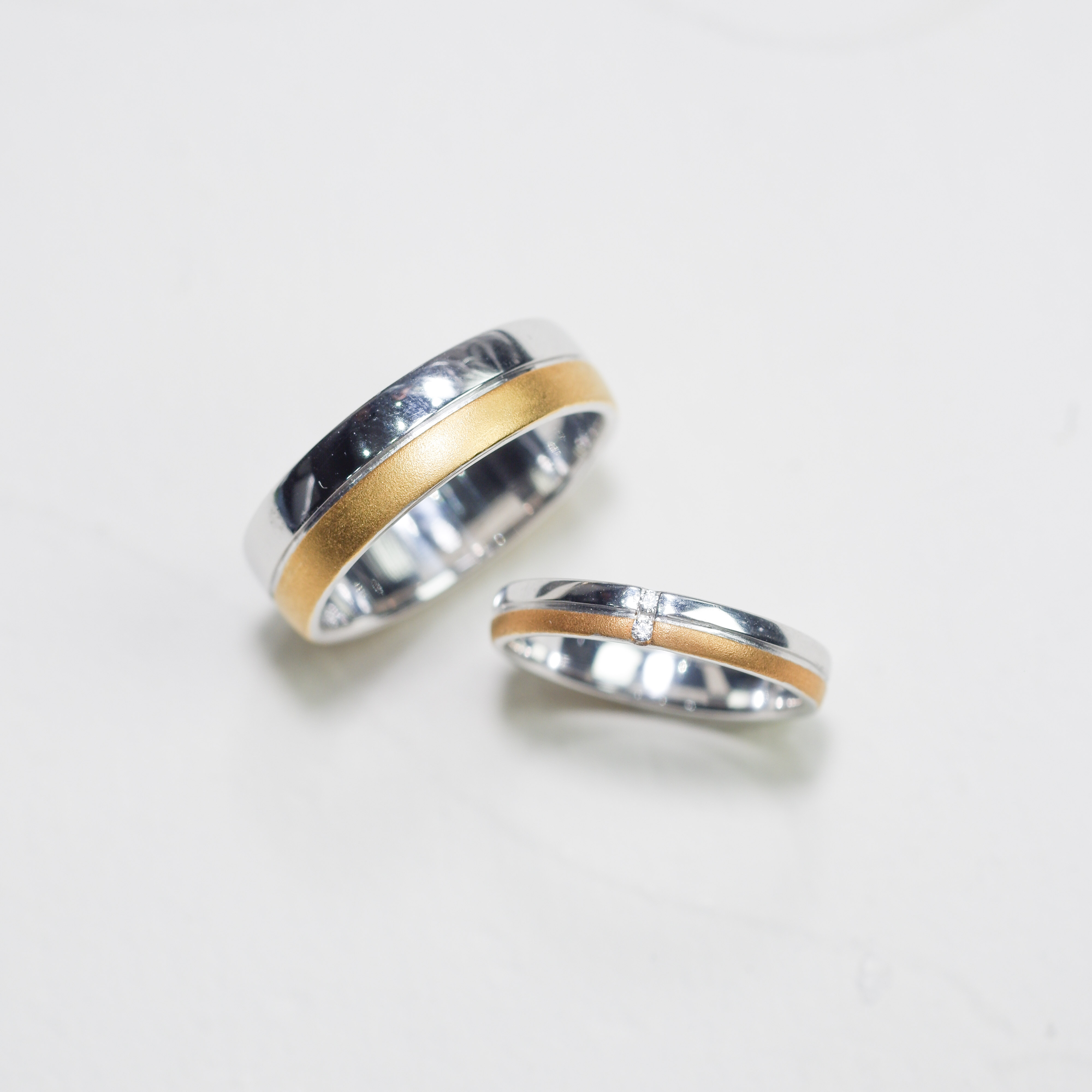 Auric Line Wedding Rings