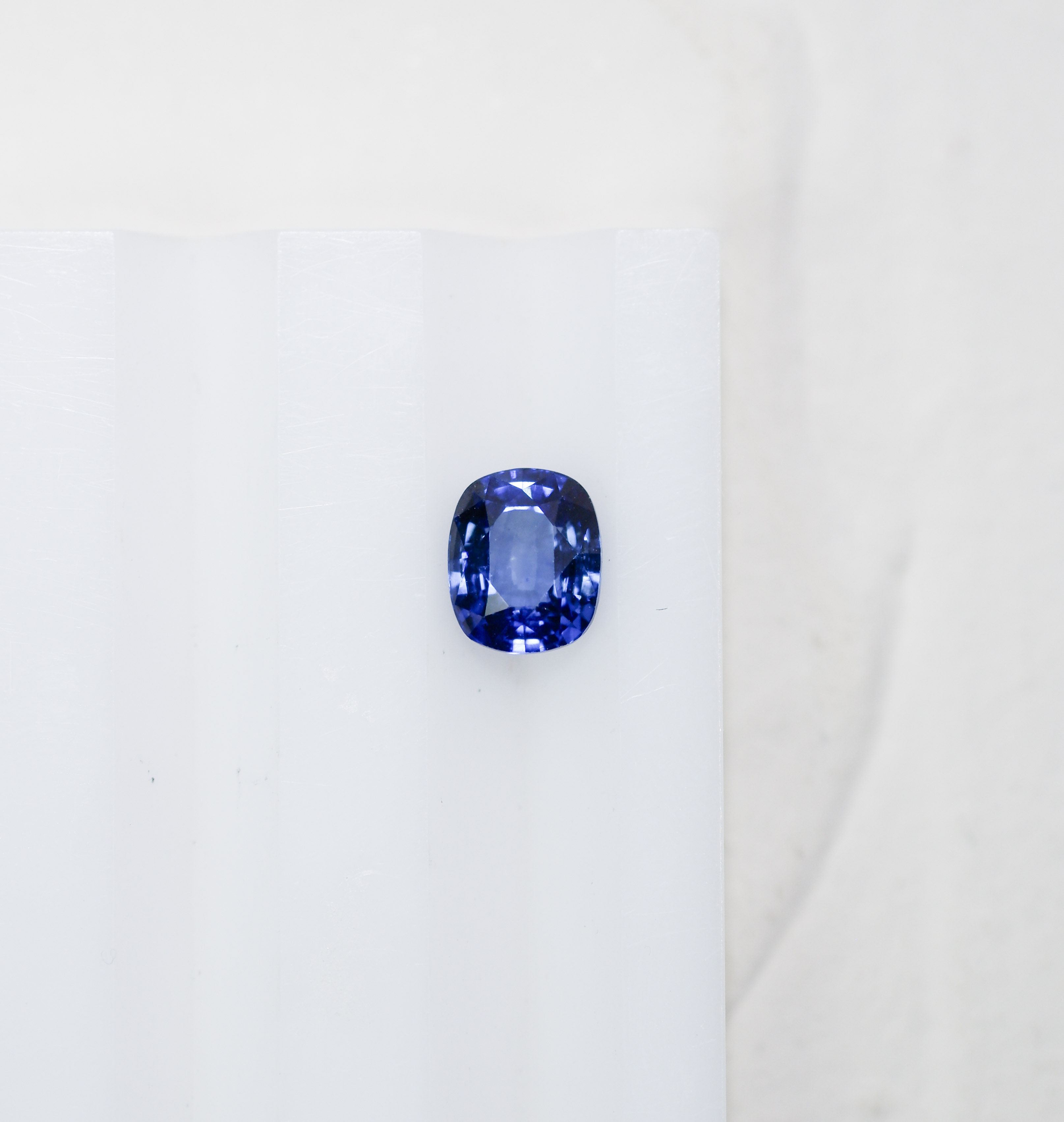 1.135 ct Blue Sapphire