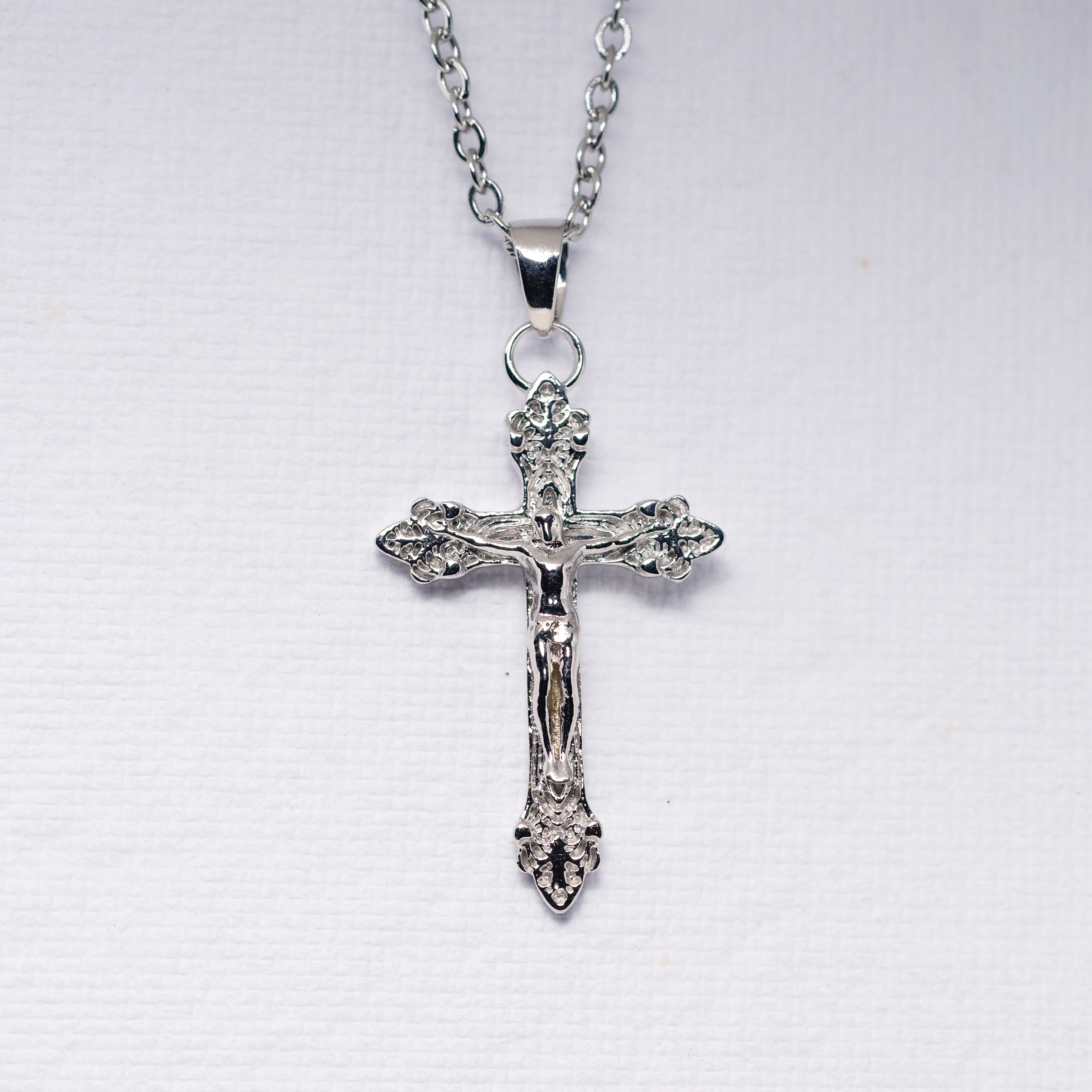 Classic Crucifix Pendant