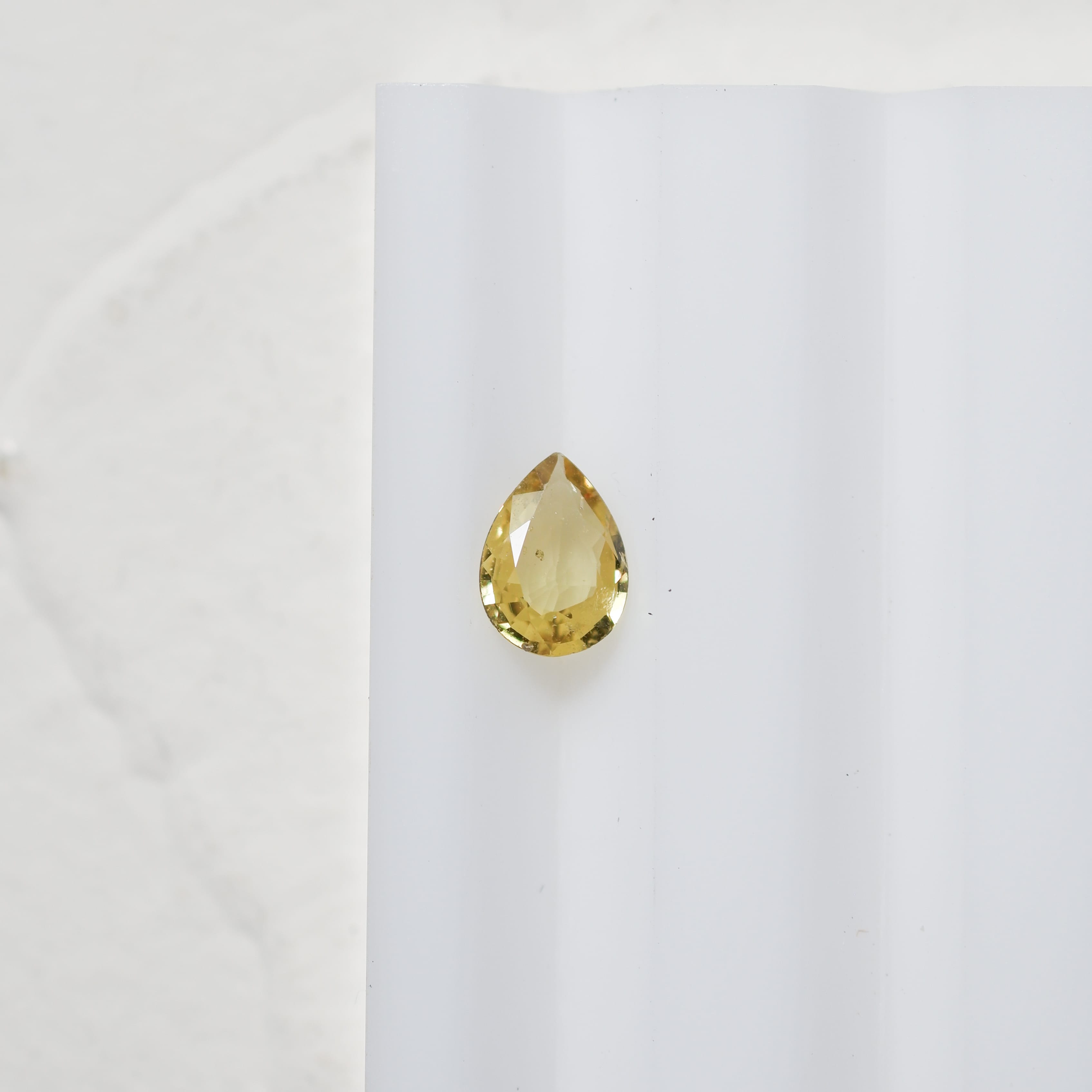 0.550 ct Unheated Green Sapphire