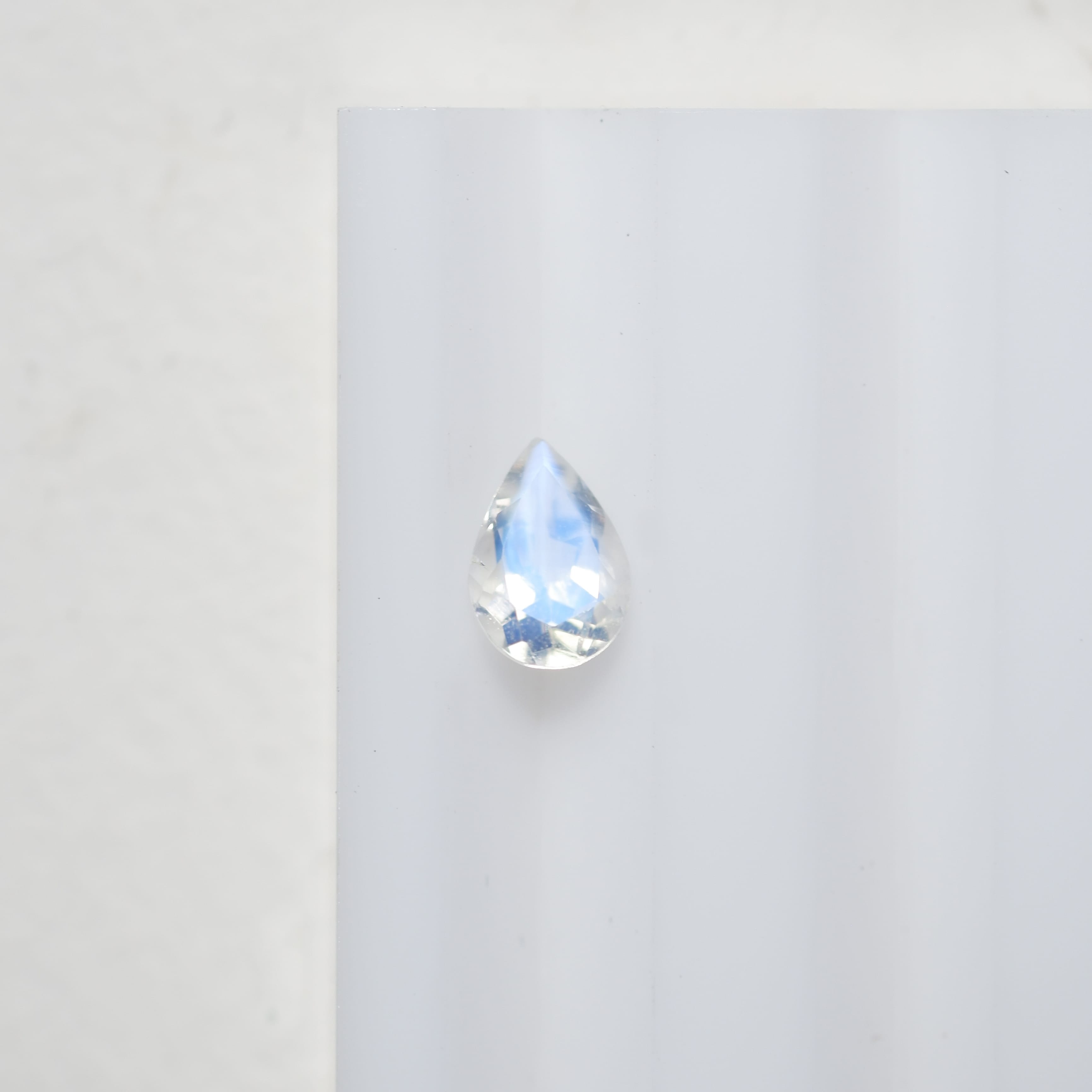 0.710 ct Moonstone