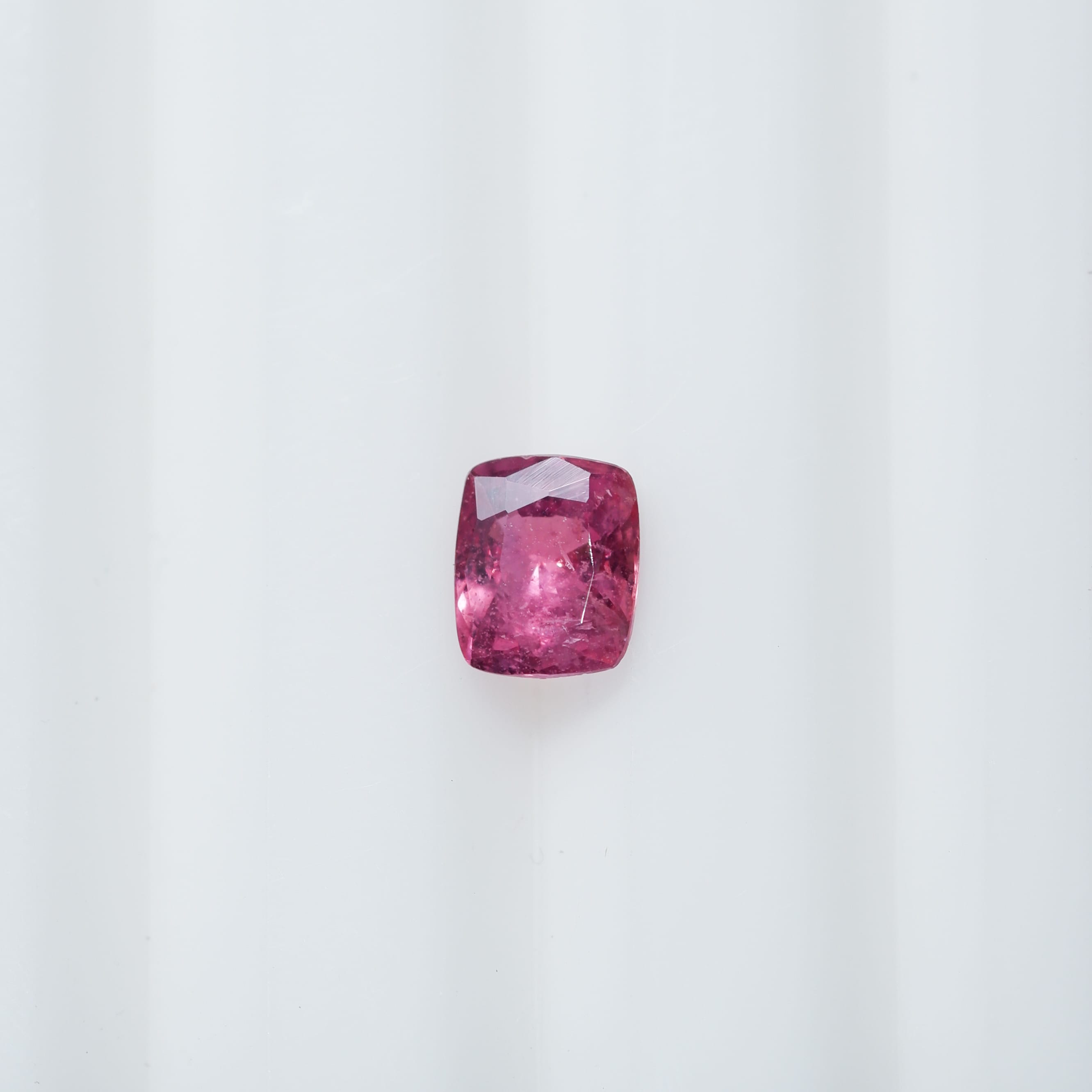 0.87 ct Unheated Padparadscha Sapphire