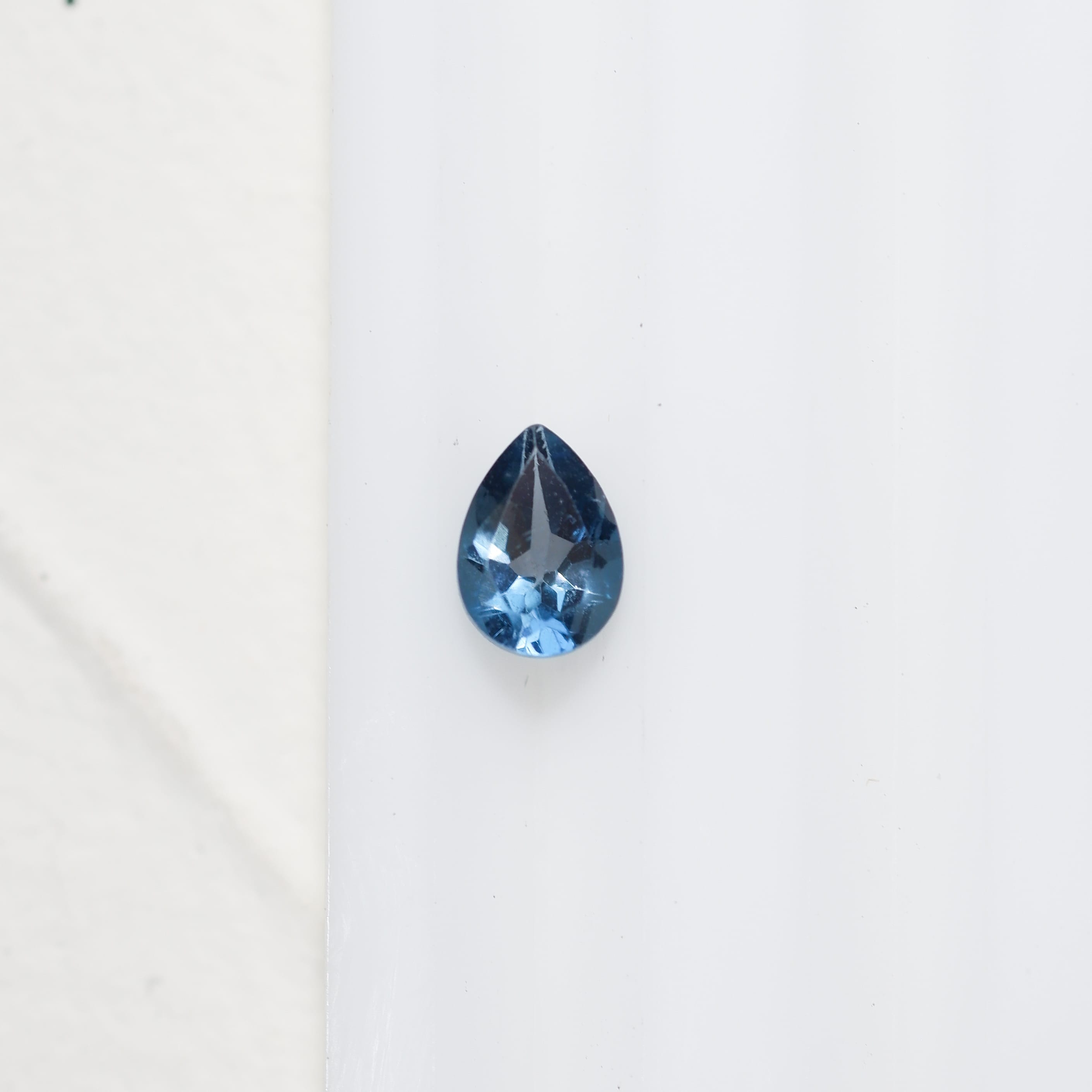 0.93 ct London Blue Topaz